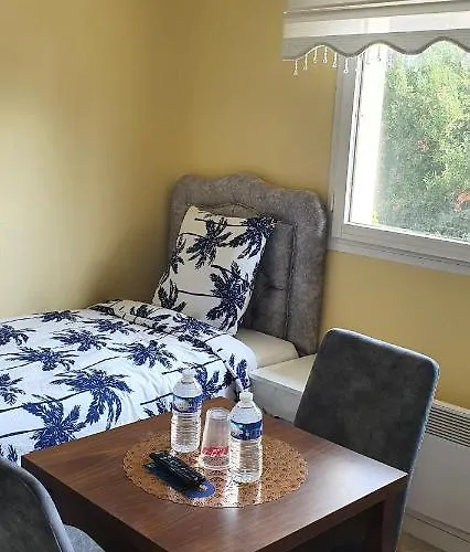 Hotel Hotel Harbonnieres 2*